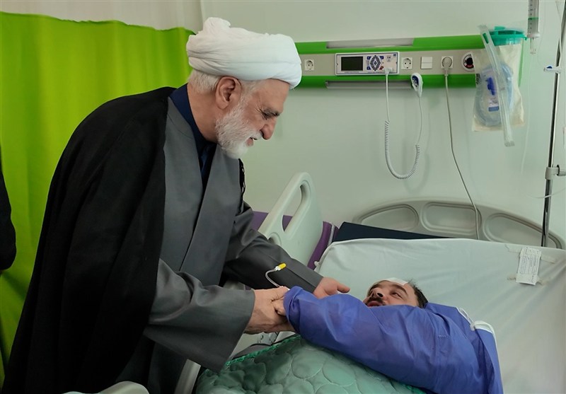 عیادت رئیس قوه قضائیه از مجروحان حمله صهیونیست‌ها به زندان اوین