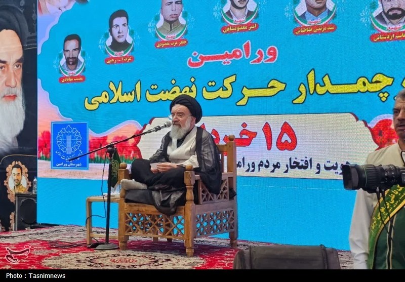 قیام ۱۵ خرداد نماد وفاداری ملت به ولایت است