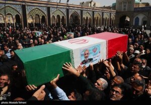 وداع با فرمانده صبور جبهه‌ها/ شهید سلامی تا آخر پای مردم ماند