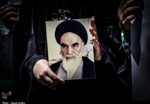 وفاداری نسل دوم انقلاب به آرمانهای امام خمینی(ره) وفاداری نسل دوم انقلاب به آرمانهای امام خمینی(ره)