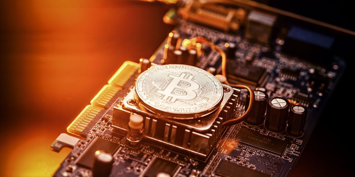 کاهش شدید نرخ هش بیت‌ کوین در پی افزایش سختی شبکه