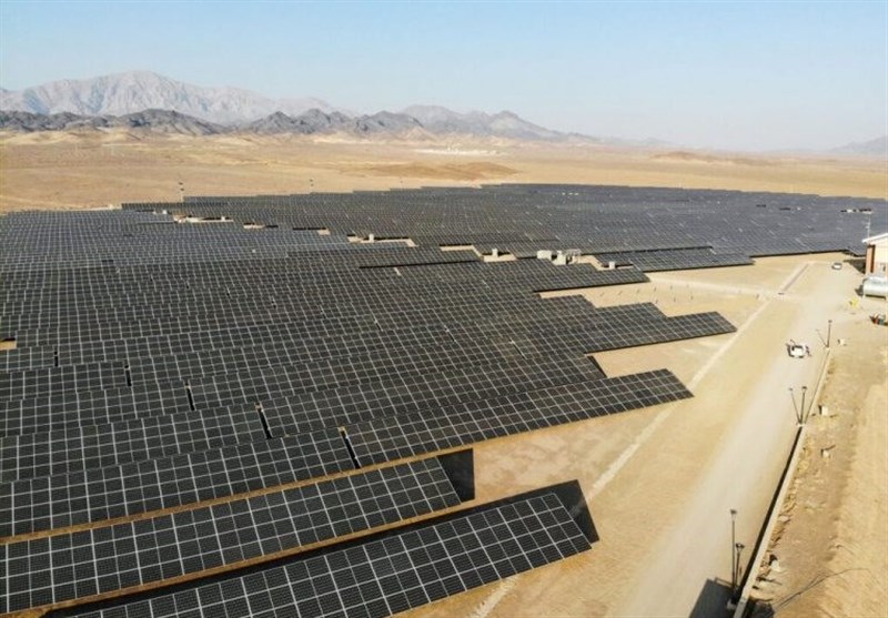 آغاز احداث نیروگاه خورشیدی ۳۳ مگاواتی در ورامین