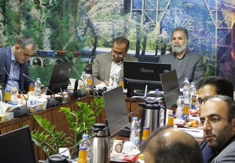 احداث بندر خشک و گسترش خطوط ریلی در فیروزکوه