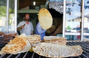 با دستمزد روزانه کارگران، نان سنگک می‌توان خرید؟