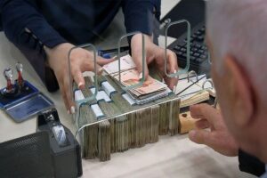 تاریخ واریز مرحله دوم وام بازنشستگان کشوری مشخص شد