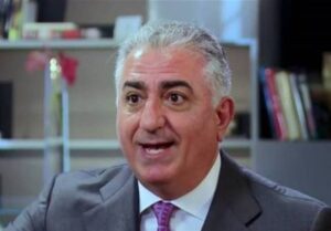 تعبیر وزیر رژیم سابق درباره سلطنت‌طلبان و رضا پهلوی: دکان باز کرده‌اند