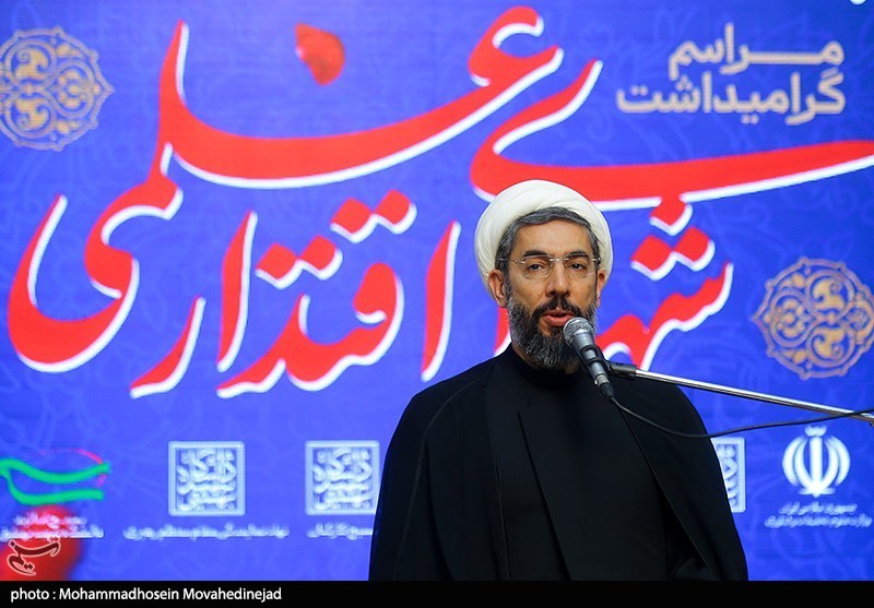 رستمی: صدراعظم آلمان گفت صهیونیست‌ها کارهای کثیف ما را انجام می‌دهند