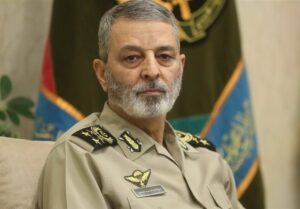 سرلشکر موسوی: هدف دشمن از بین بردن نظام و تجزیه ایران بود سرلشکر موسوی: هدف دشمن از بین بردن نظام و تجزیه ایران بود
