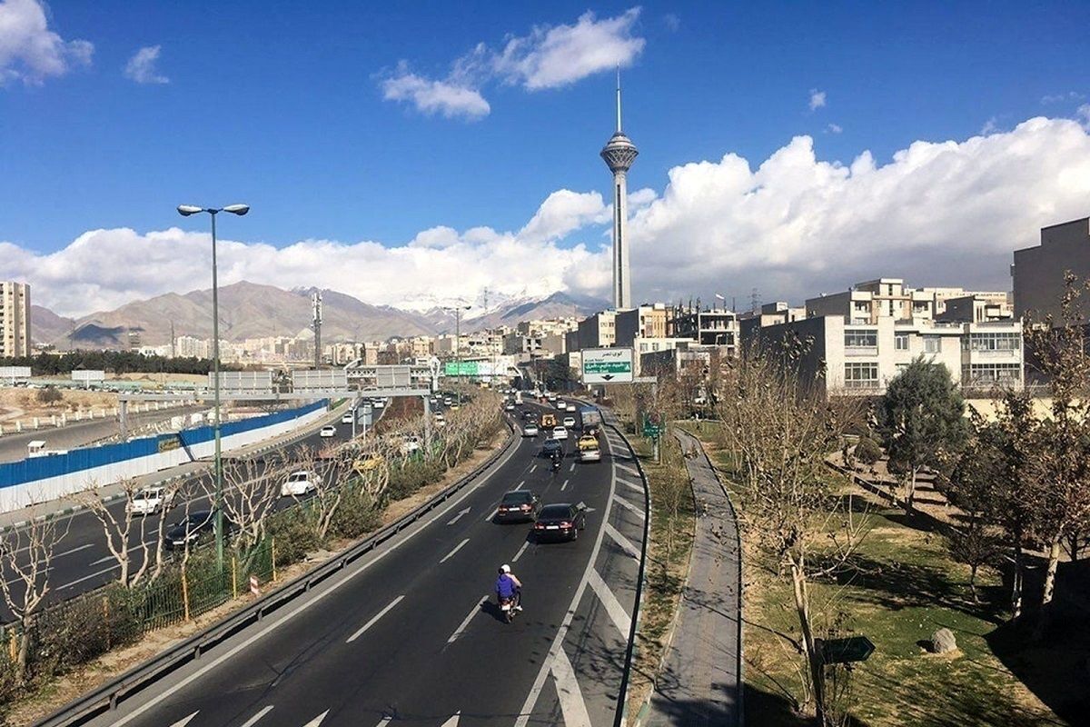 پیش بینی کاهش دما در تهران از یکشنبه ۱۵ تیرماه