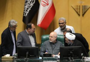 یک سال با مجلس دوازدهم| از تصویب ۴۰ قانون تا میدانی شدن نظارت یک سال با مجلس دوازدهم| از تصویب ۴۰ قانون تا میدانی شدن نظارت