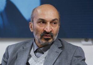 با حکم وزیر علوم امید رئیس دانشگاه تهران شد