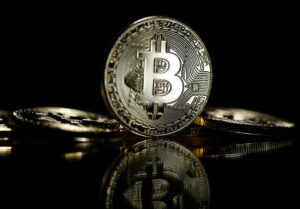 بازگشت بیت‌کوین؛ جهش ۸۵ میلیارد دلاری بازار رمزارزها
