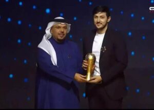 سردار آزمون برنده توپ طلای امارات شد