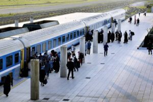 فروش بلیت قطارهای شهریورماه آغاز شد