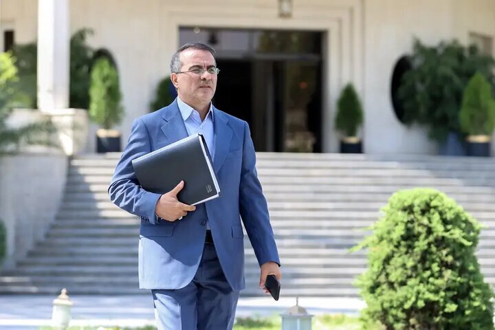 مشکل استخدام ۱۷۰ نخبه در دانشگاه‌ها حل شد