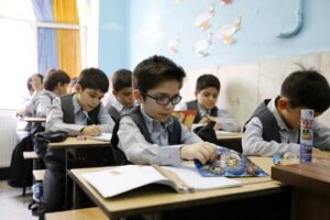 توجه فوری به مدارس با میانگین تحصیلی پایین ضروری است