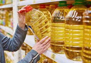 دپوی روغن پیش از حذف ارز ترجیحی/پای مافیا درمیان است؟