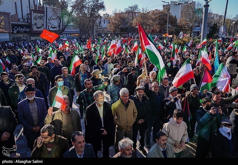 قرار خانوادگی علیه آمریکا در 22 بهمن/ مردم برای ایران به میدان می‌آیند