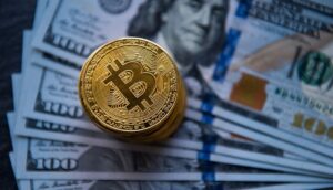 گزارش بلومبرگ از سقوط مجدد بیت کوین