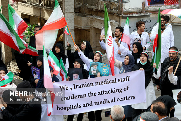 مدیریت اخبار و گفتگوی هیجانی، کلید بقای کادر درمان در شرایط جنگی است